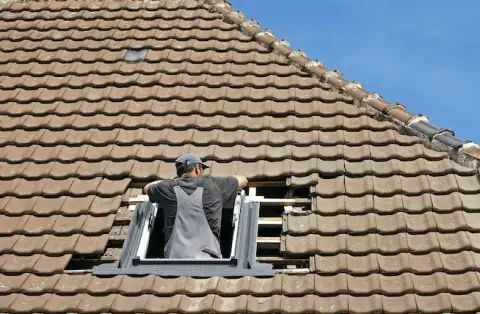 Pose de velux - Saint-Éloy-les-Mines